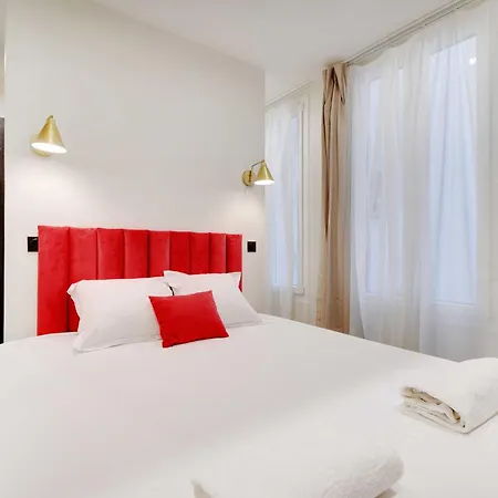 Modern - 2p - Place Des Vosges *